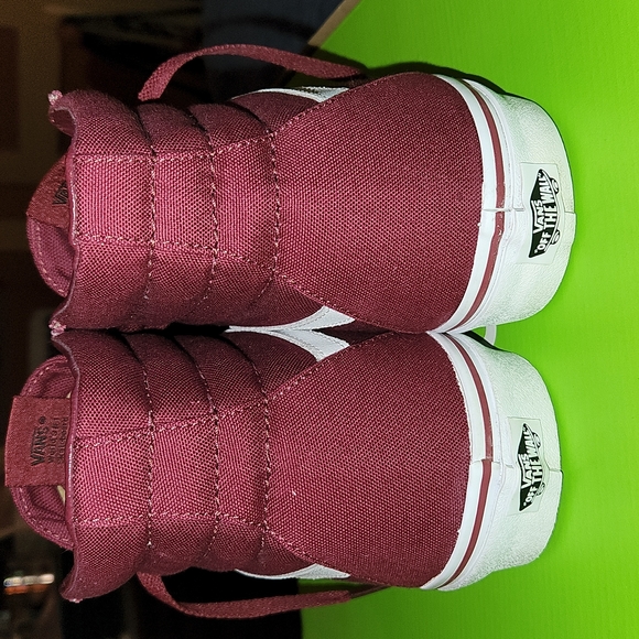 🌹🎉Host Pick🎉🌹Like New!! VANS BURGUNDY HIGHTOPS - Picture 5 of 8